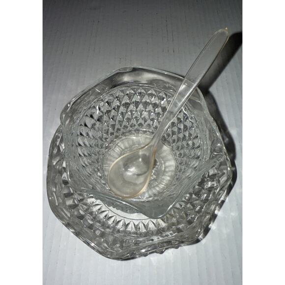 Indiana Glass Diamond Point Mayo/Sauce 3 Piece Set Bowl plastic Spoon Under Dish - Picture 1 of 5